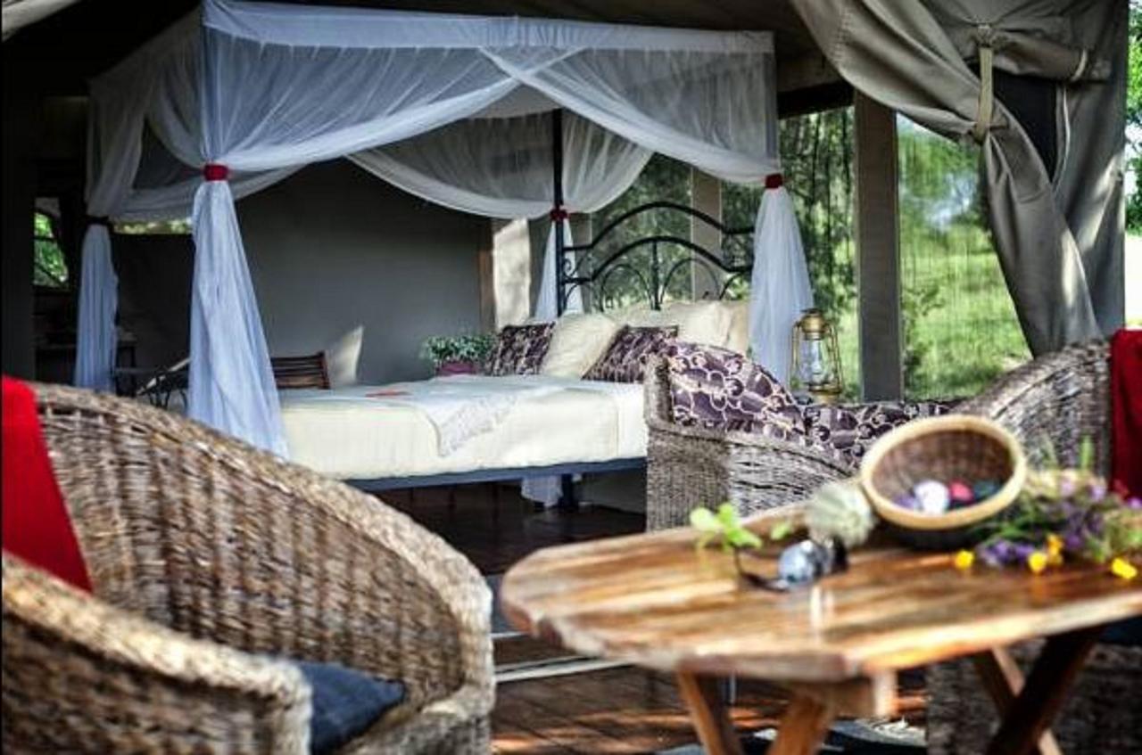 Mbali Mbali Tarangire River Camp Kwa Kuchinia Екстер'єр фото