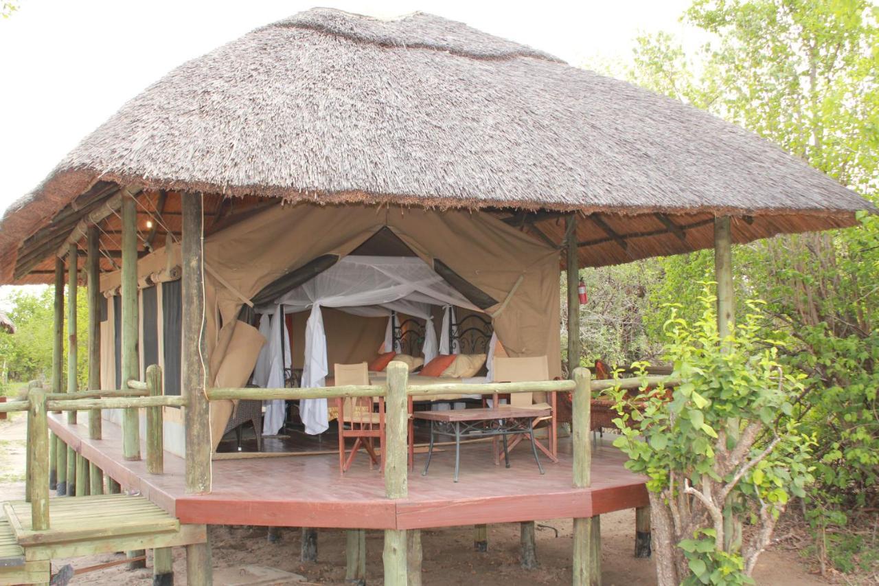Mbali Mbali Tarangire River Camp Kwa Kuchinia Екстер'єр фото